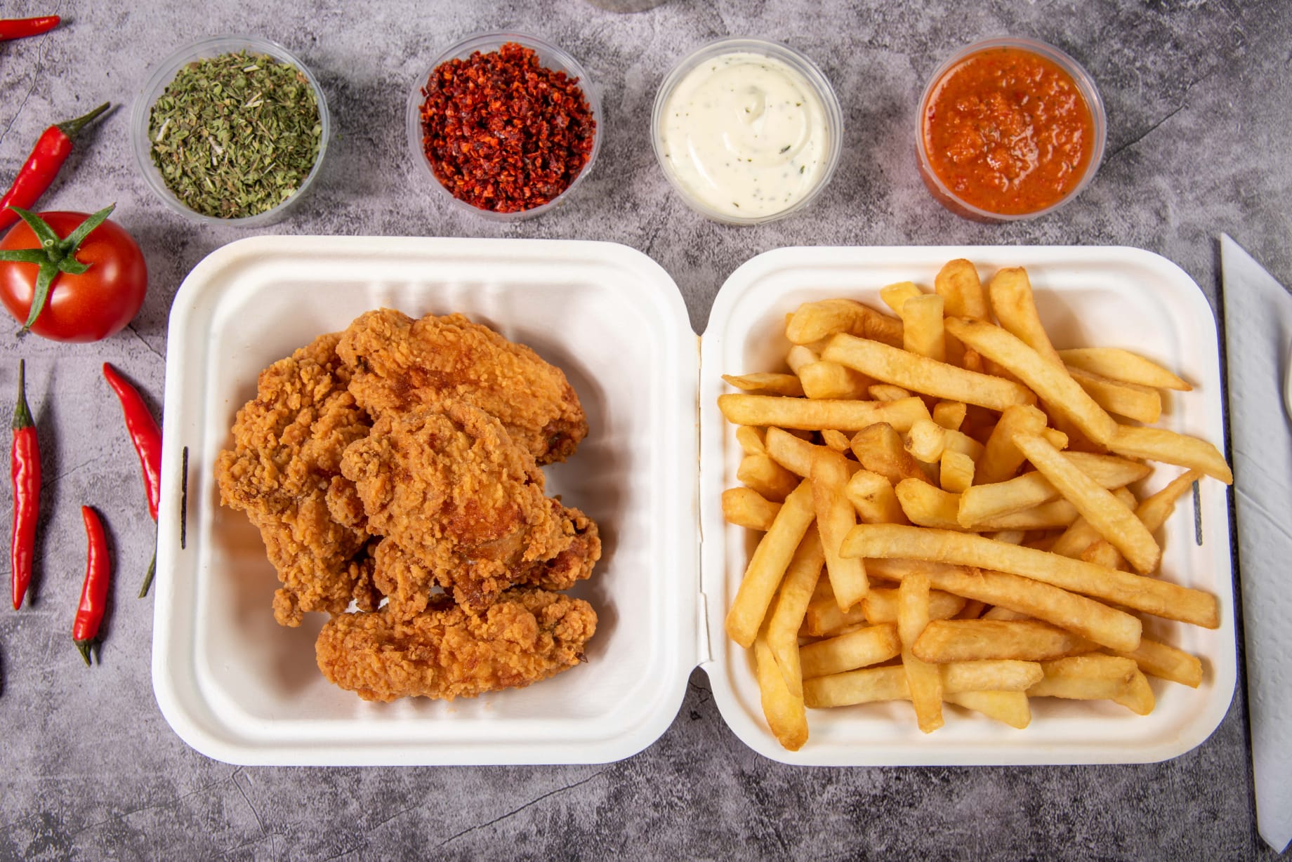 8 Pcs Hot Wings with Chips